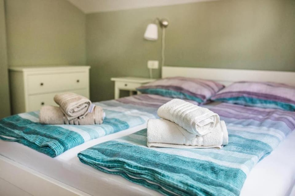 Bedroom, towels, wardrobe