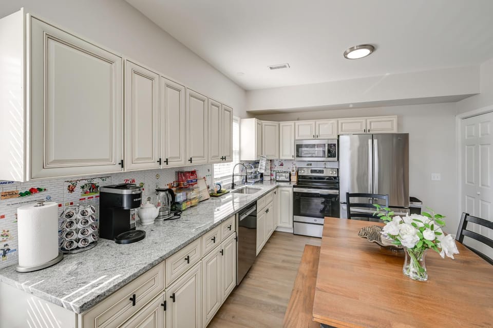 1 Mi to Beach! Family-Friendy Atlantic City Escape House in Brigantine