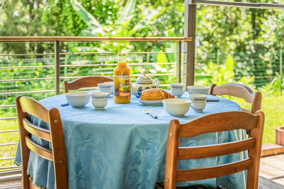 Patio, Day, Garden, View (from property/room), Balcony/Terrace, Dining area, Garden view