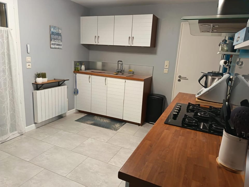 Chambre proche circuit des 24h du Mans Vacation rental in Pays de la Loire