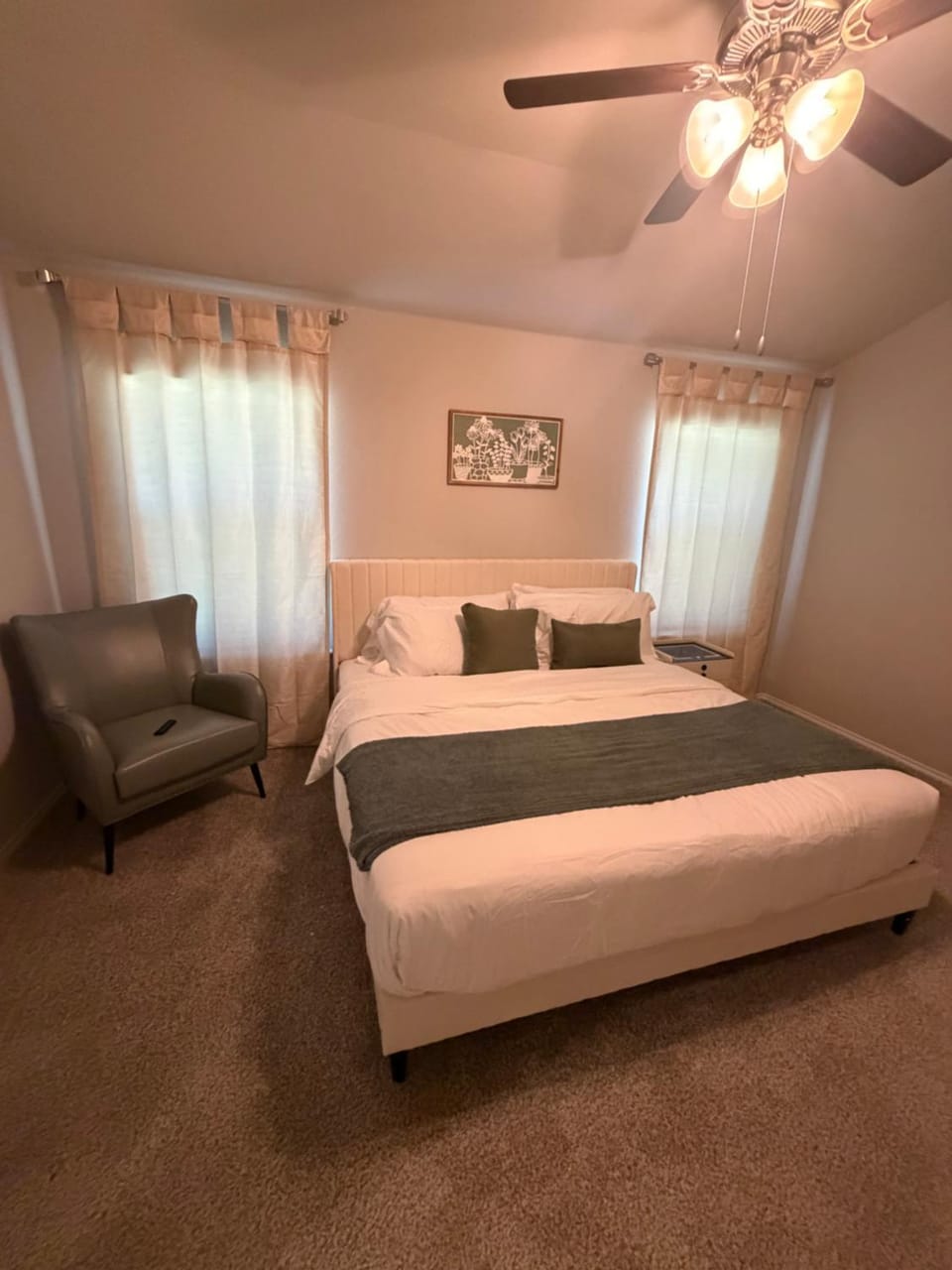 Modern 3BR Smart Home Near Fort Cavazos House in Killeen