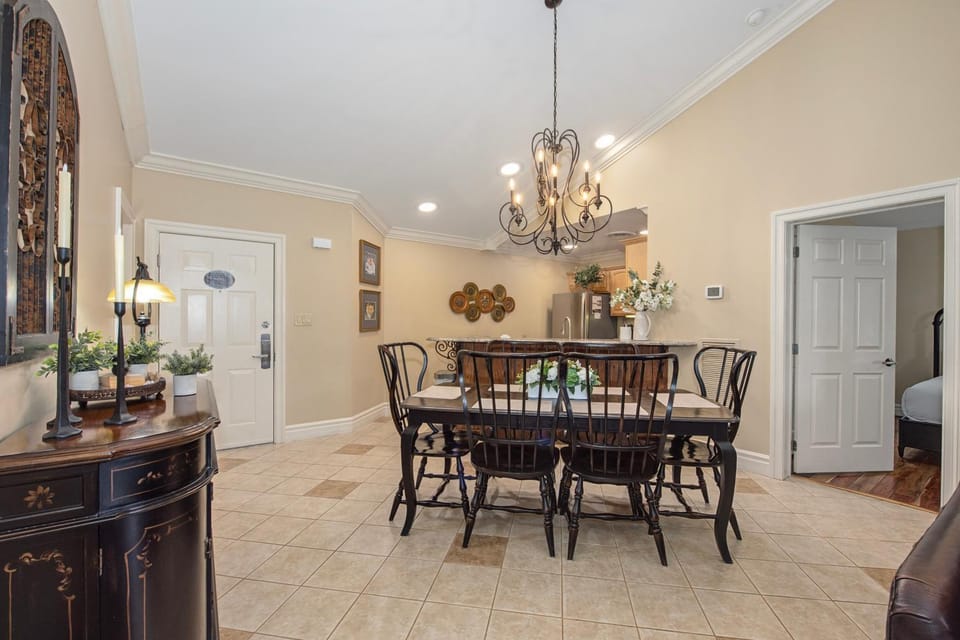 Day, Dining area, furniture
