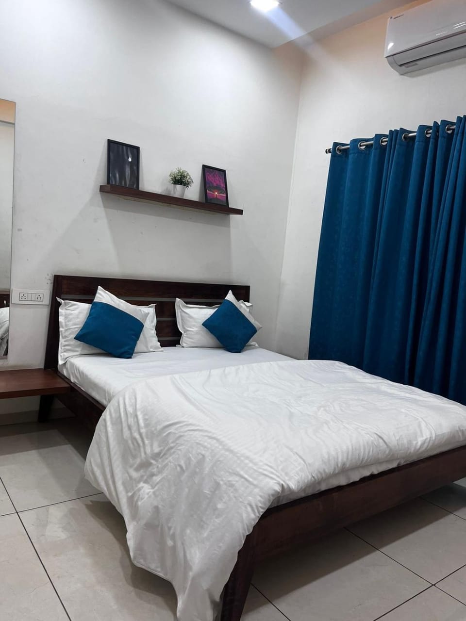 Ivory Stays Private 2BHK with Balcony ideal for Family Apartment hotel in Maharashtra