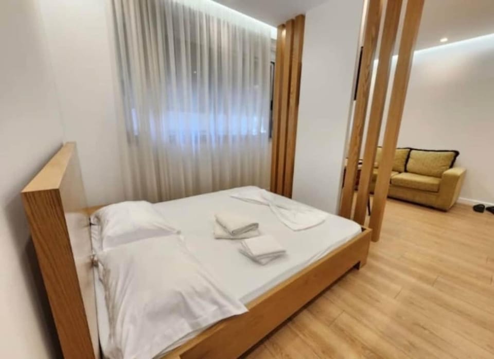 63Bs Condor Studio Apartment in Tirana