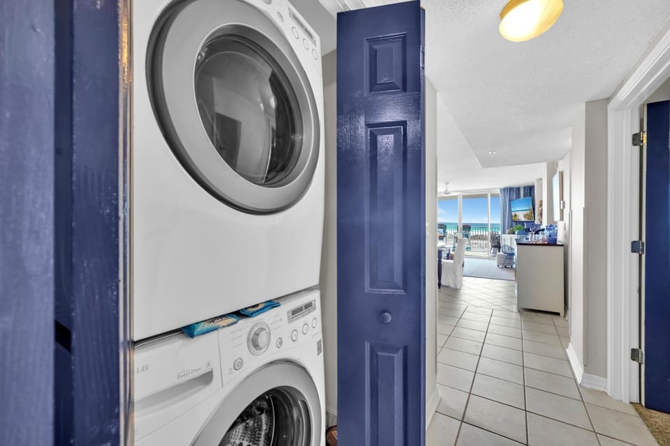Day, laundry, washing machine, dryer