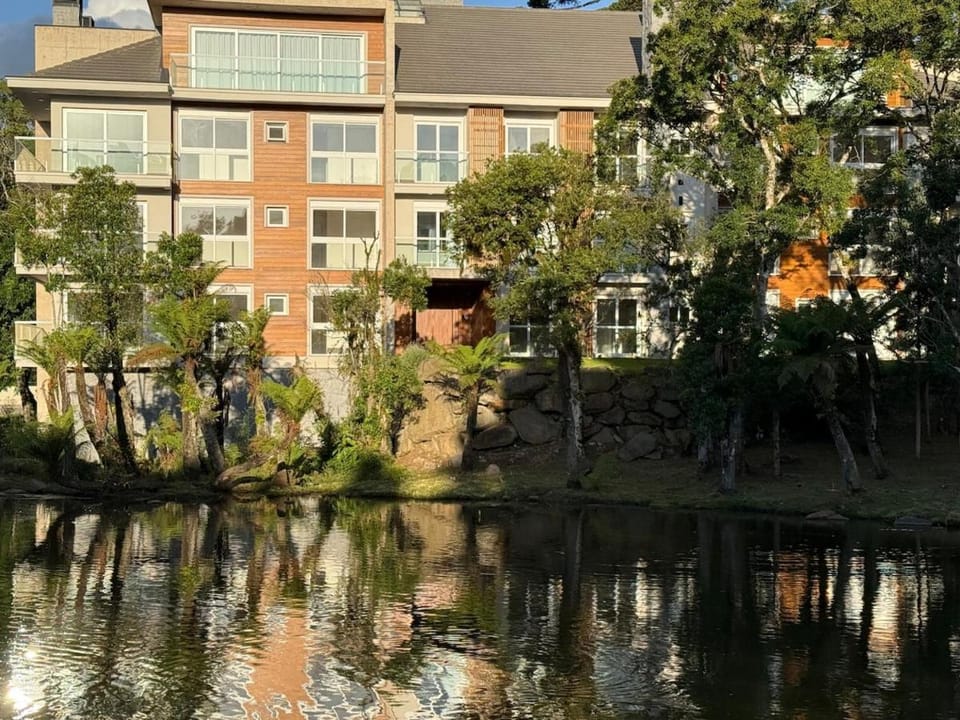 Apartamento de luxo com infraestrutura completa. Apartment in Gramado