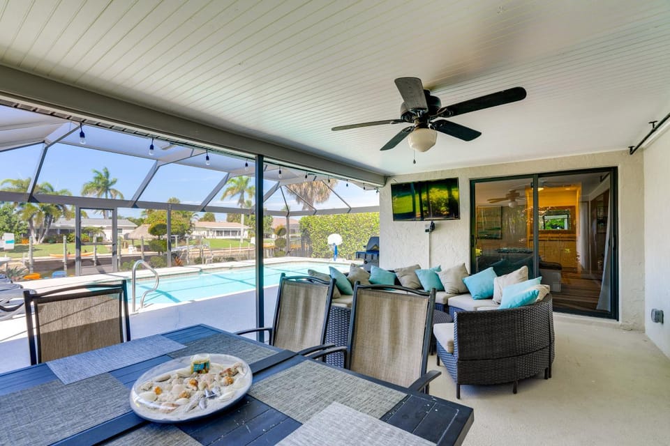 Modern Home w/ Pool & Canal Access in Cape Coral! House in Cape Coral
