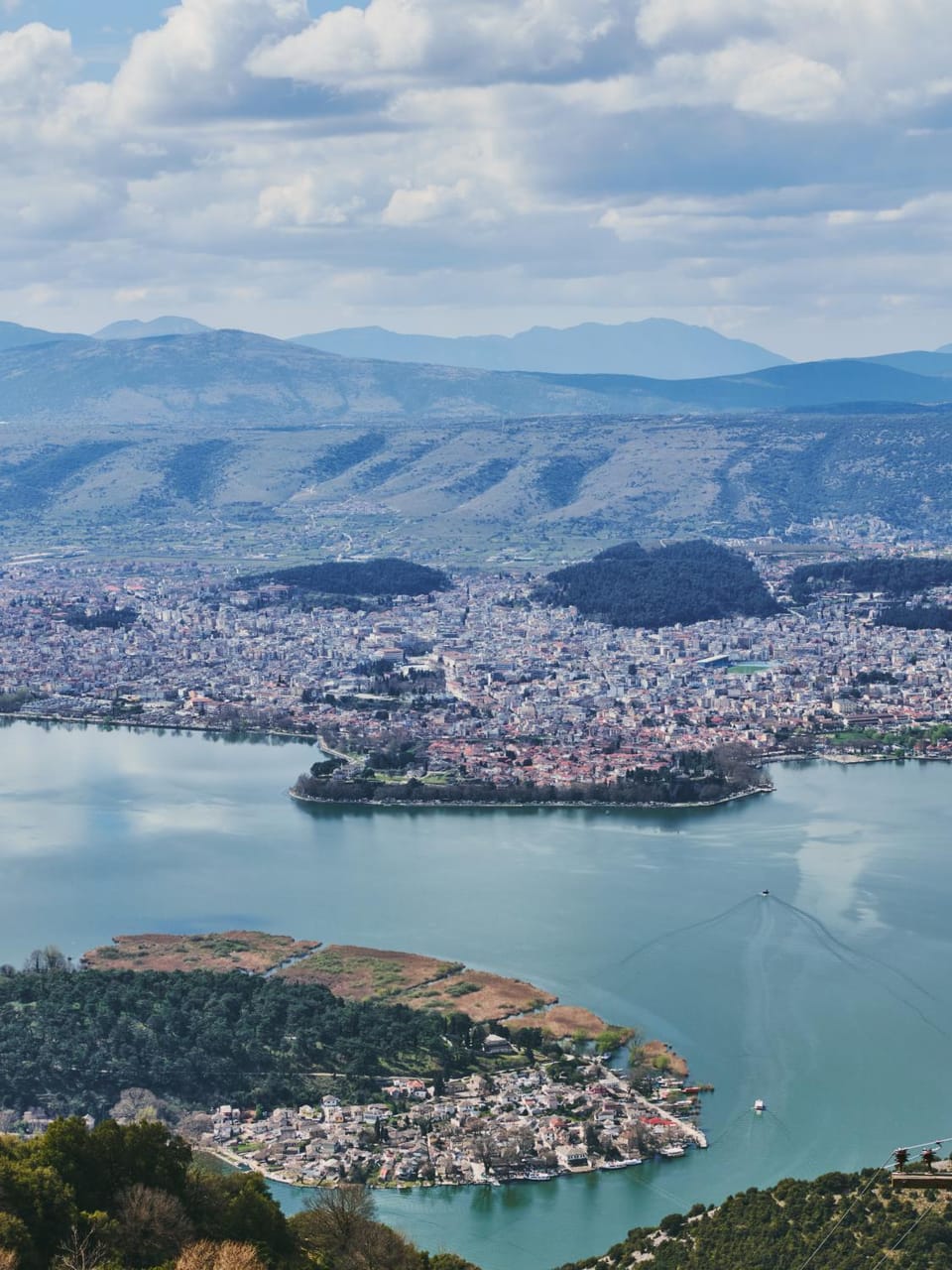 City view, Lake view