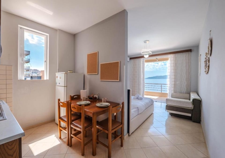 Serenity Seaview Apartment Sarande Apartment in Sarandë