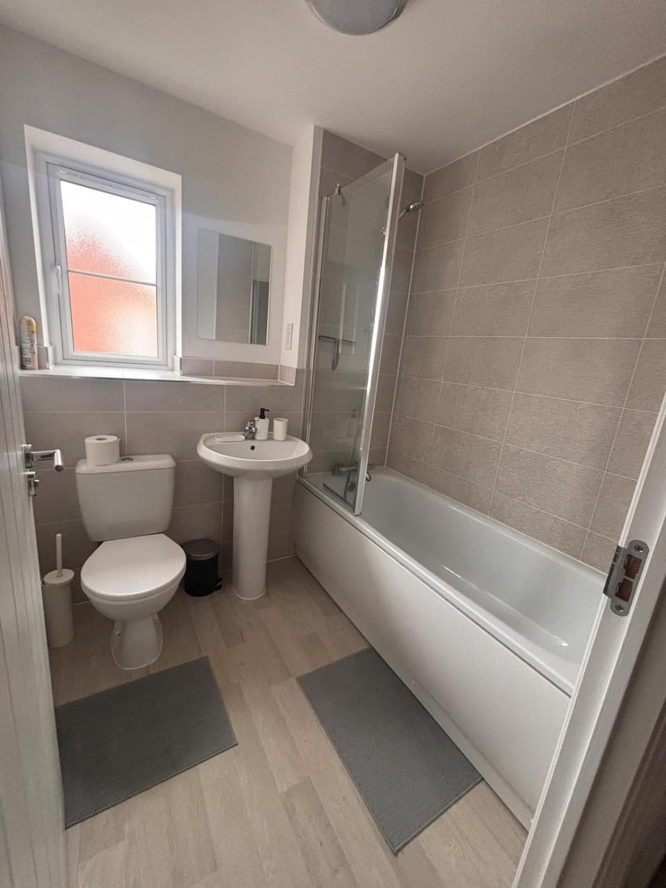 Toilet, Bathroom, Bath