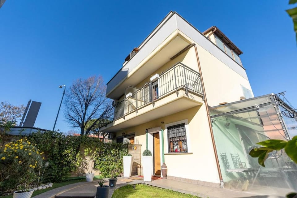 Property building, Garden, Garden view