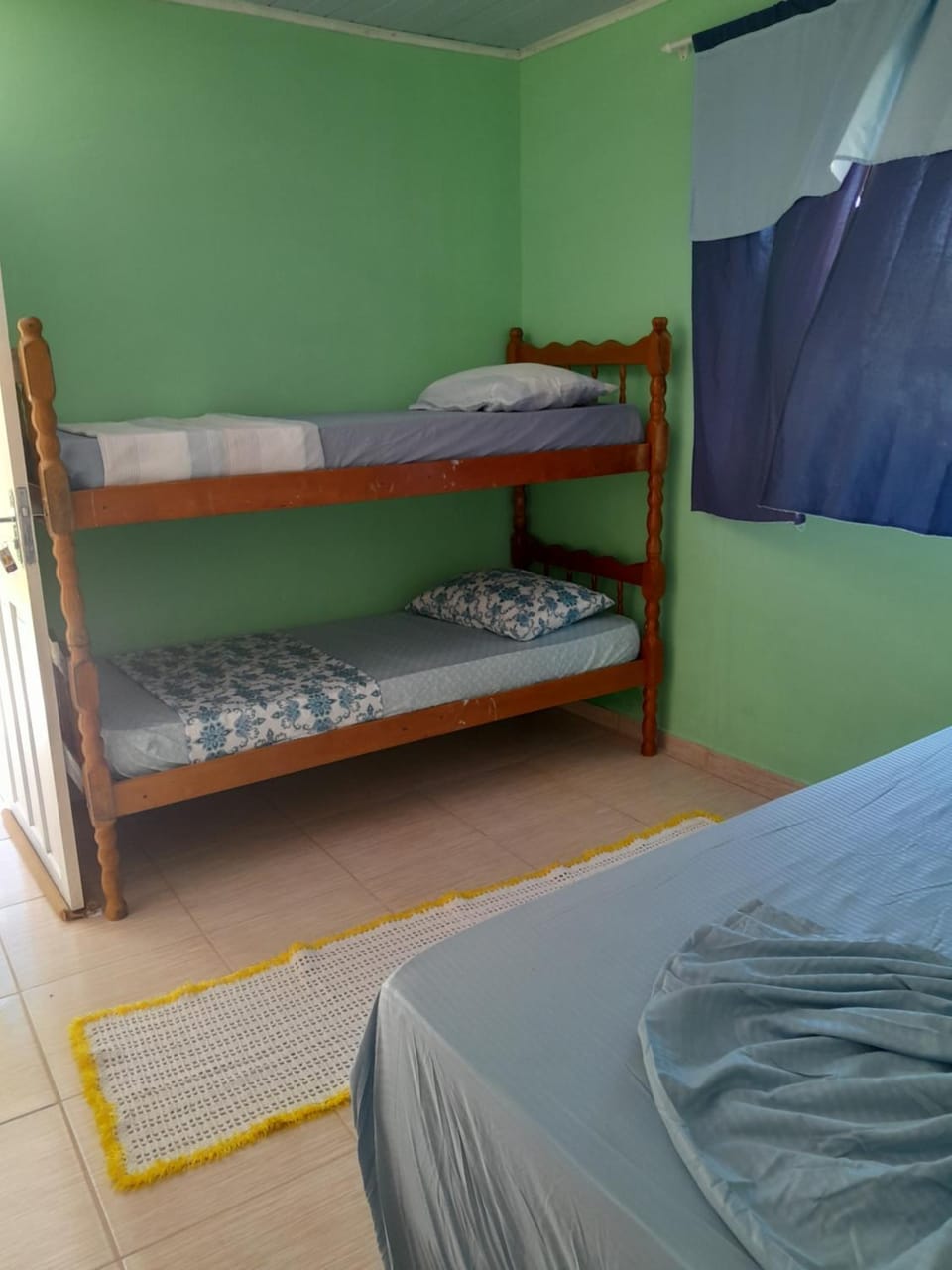 Pousada Elis Regina Capsule hotel in State of Paraná