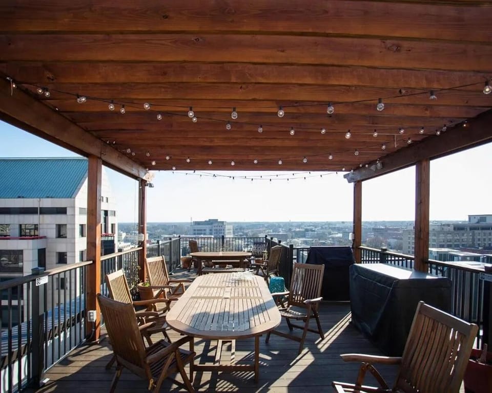 Stylish Loft, Walk to WORLD CUP! Apartment in Atlanta