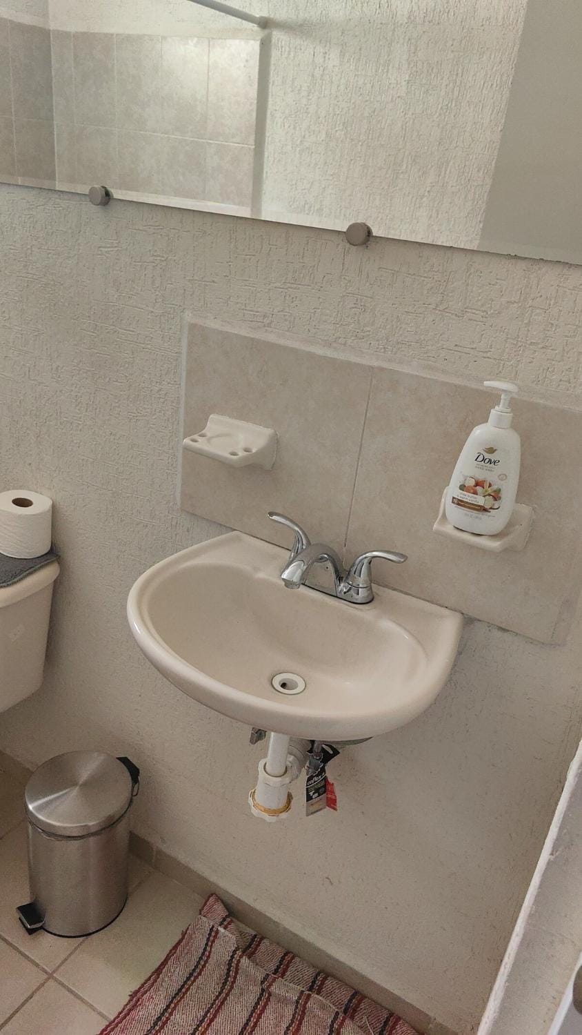 2-Bedroom Apartment, Tv, HBO, WiFi, Pool Apartment in State of Querétaro