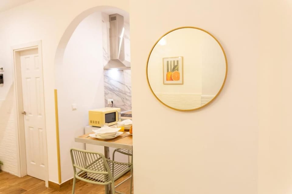 Stylish Studio I AC I Plaza Merced 2min I Center Apartment in Malaga