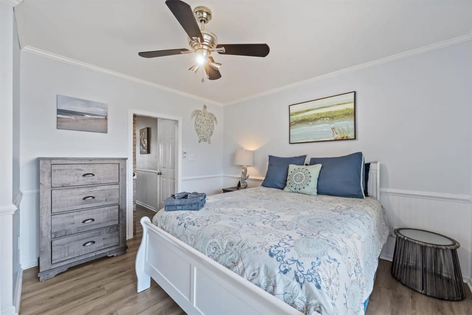 Sea Star Beach, Sound Views, Pool, Kayaks, Bikes Apartment in North Topsail Beach