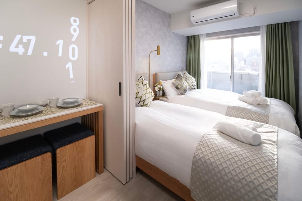 Bed, Photo of the whole room, Bedroom, air conditioner