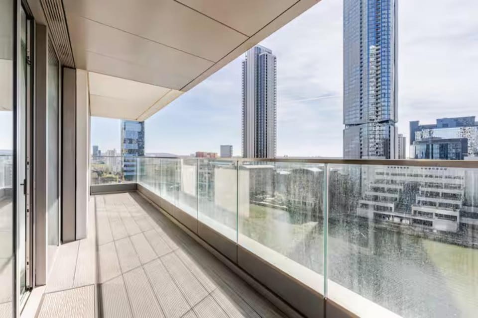 Property building, Balcony/Terrace