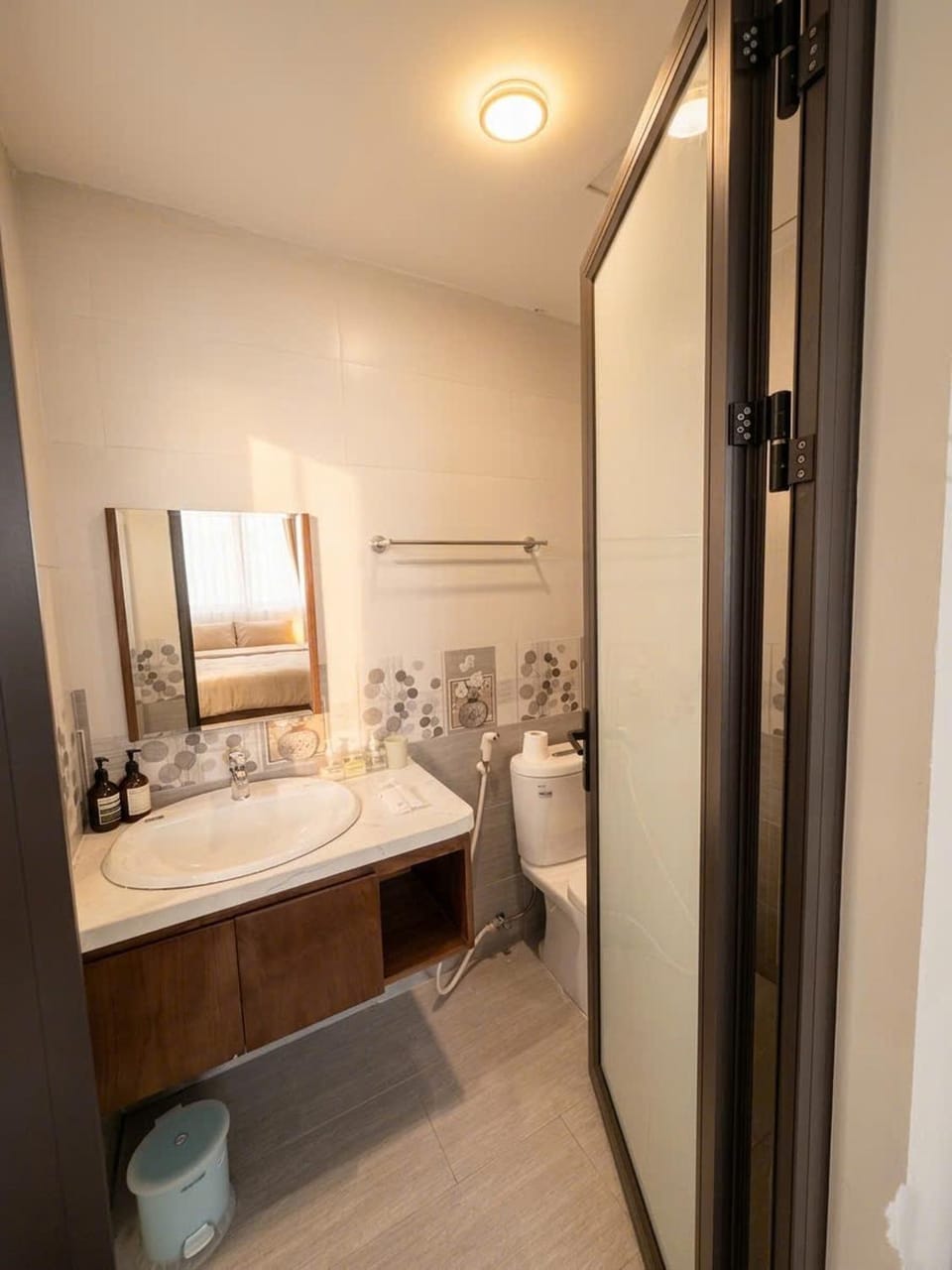 Shower, Toilet, Bathroom