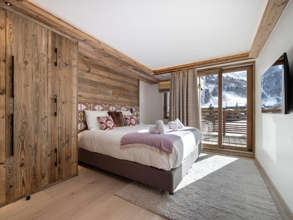 Spacieux duplex 158 m², 5 chambres, proximité centre, parking - FR-1-567-144 Apartment in Val dIsere