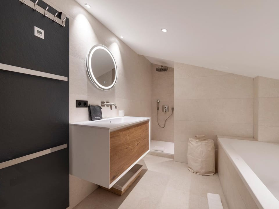 Spacieux duplex 158 m², 5 chambres, proximité centre, parking - FR-1-567-144 Apartment in Val dIsere