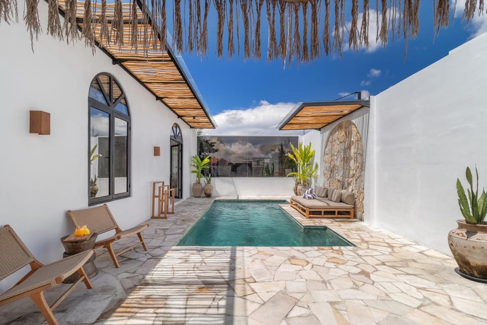 Relaxing 2BR Private Pool Villa in Canggu Villa in North Kuta