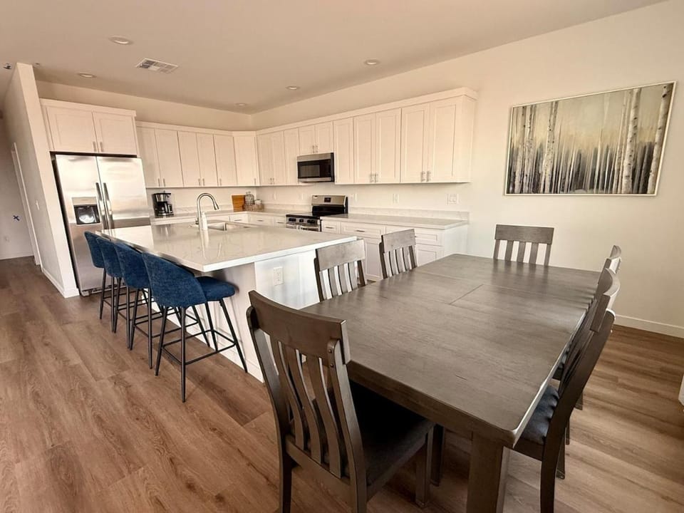 Dining area, Diving, kitchen, kitchen