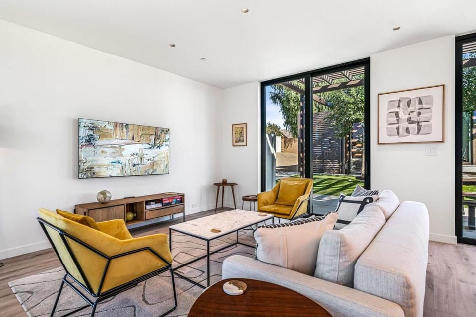 Forbes Featured 3D Home Pool, Spa, Casita Retreat Apartment in Desert Hot Springs