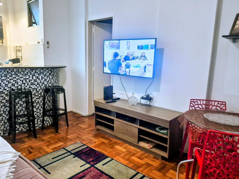 Meu apto in Copacabana-Confortável-3 min praia- até 4 pessoas Apartment in Rio de Janeiro