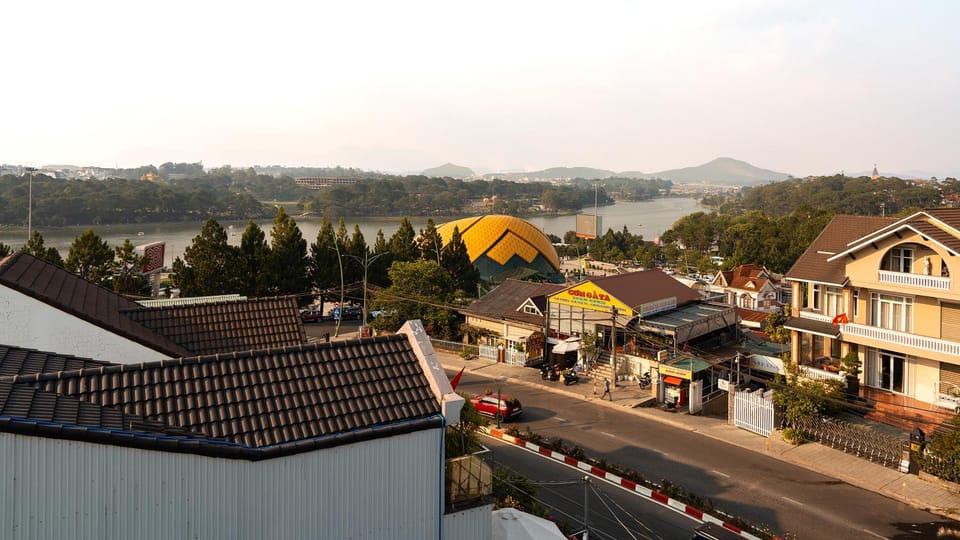 Day, Neighbourhood, Natural landscape, Bird's eye view