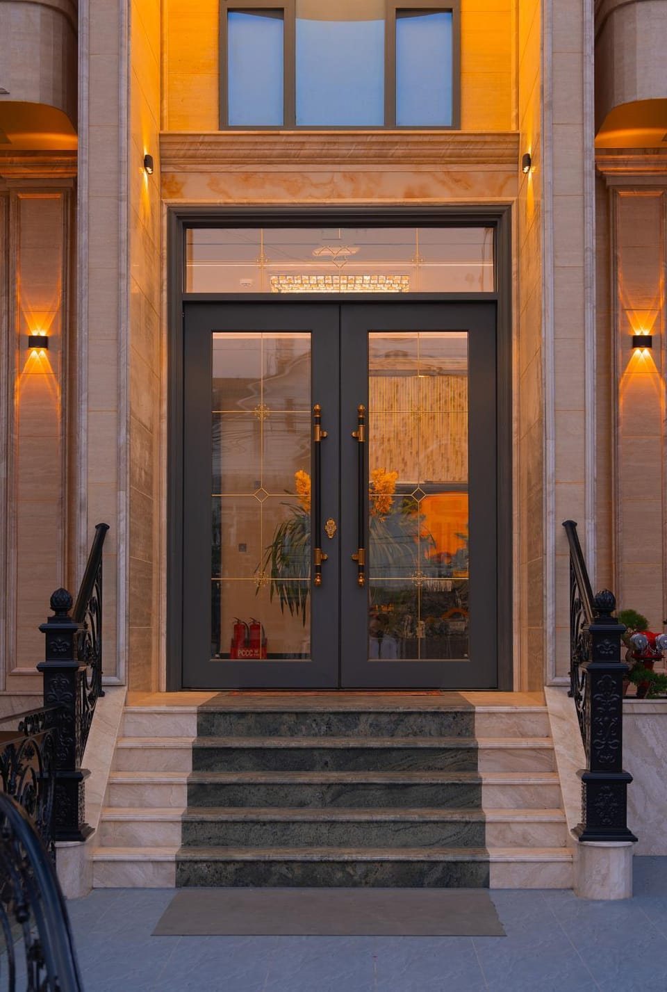 Facade/entrance, Day