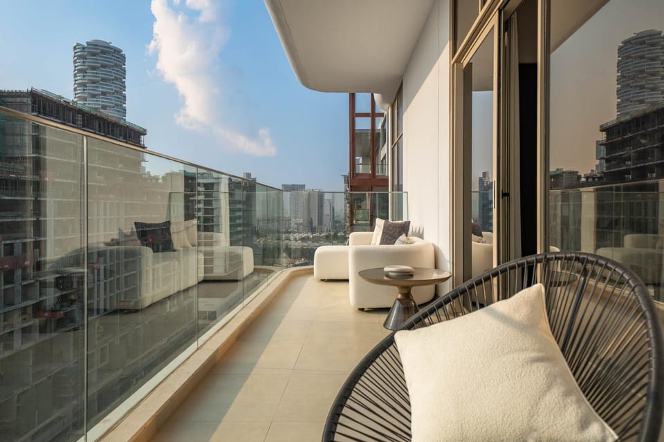 1BR Scandinavian-Style City SanctuarySkyline View Apartment in Dubai