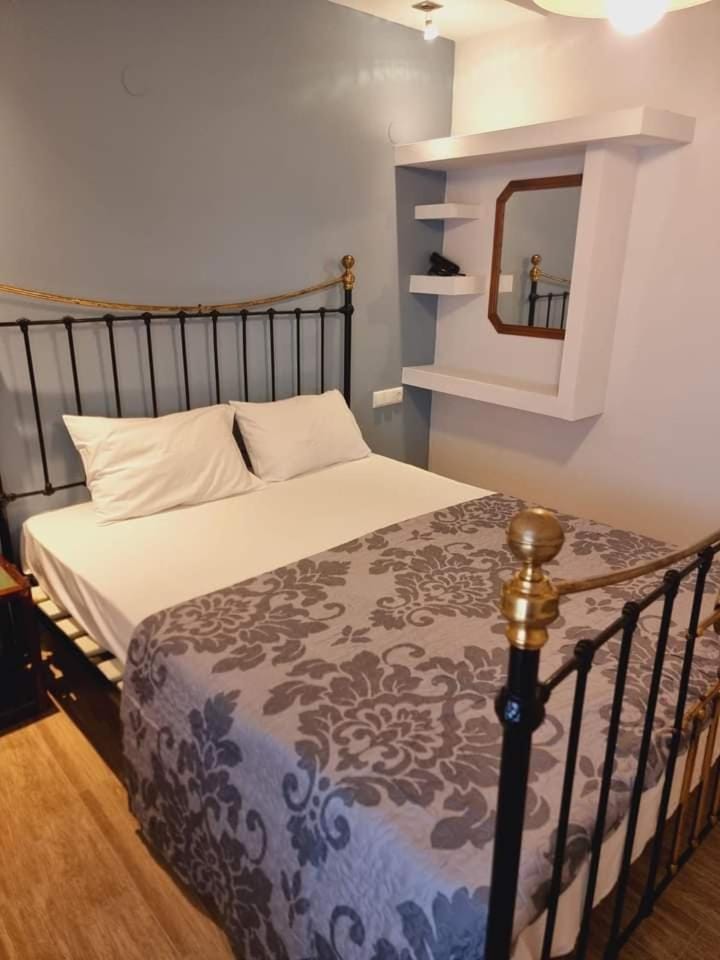 Traditional mama house House in Thasos