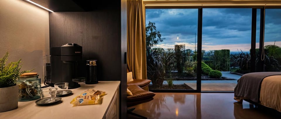 Kitchen or kitchenette, Bedroom, Sea view, Sunset