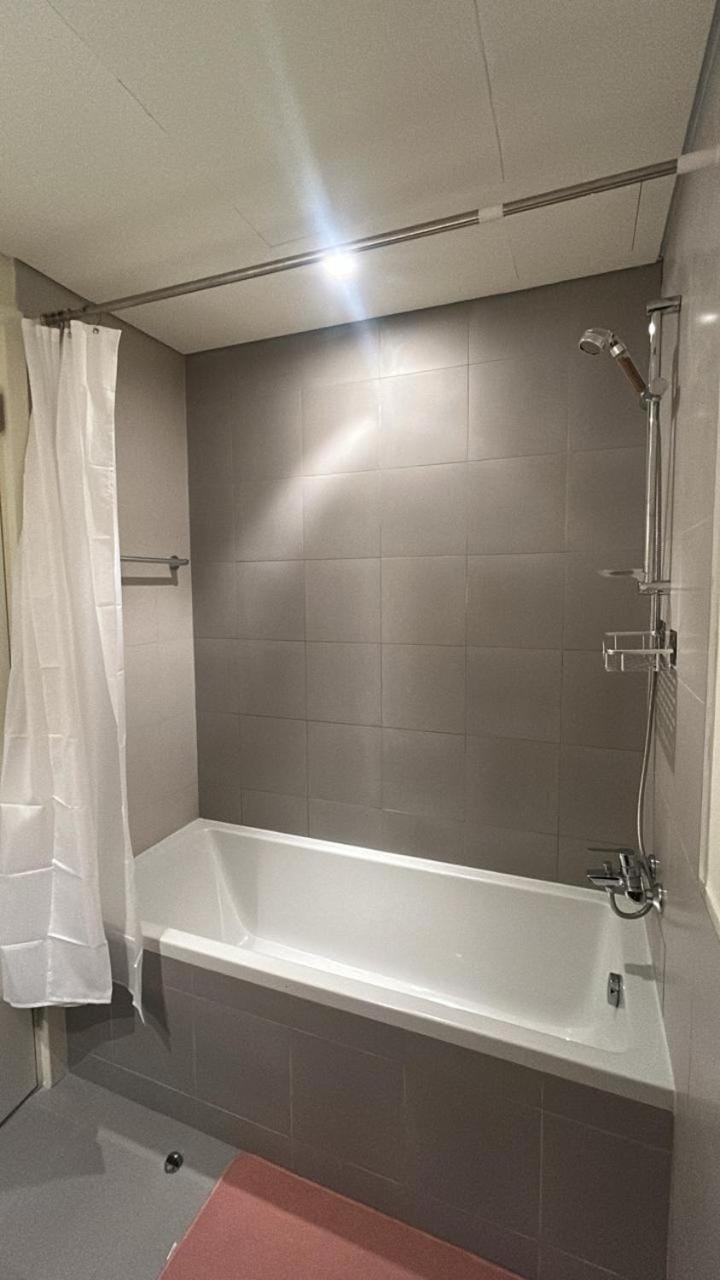 Serene Golf Escape 2BR, Pool, Near Expo and Airport Apartment in Dubai