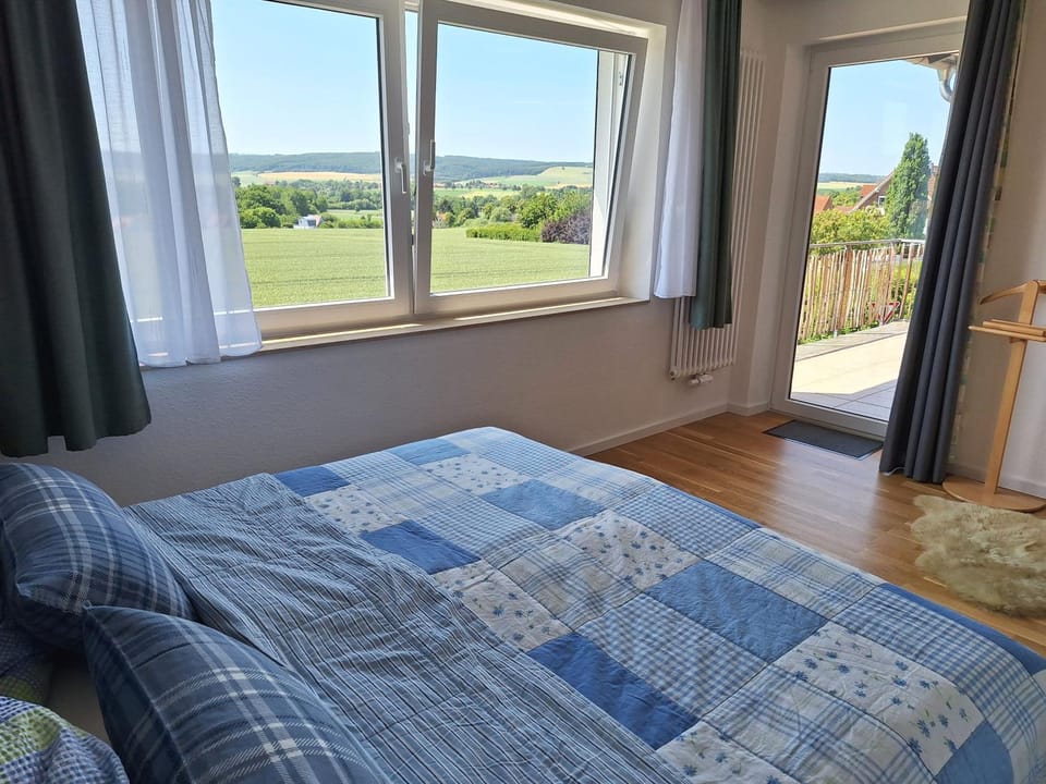 Natural landscape, Bedroom, Mountain view