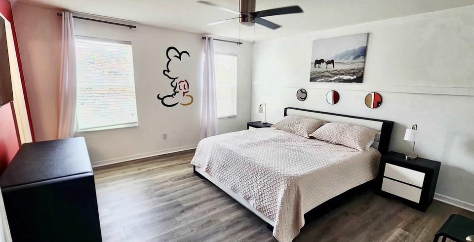 Sweet Retreat At Bella Vida House in Kissimmee