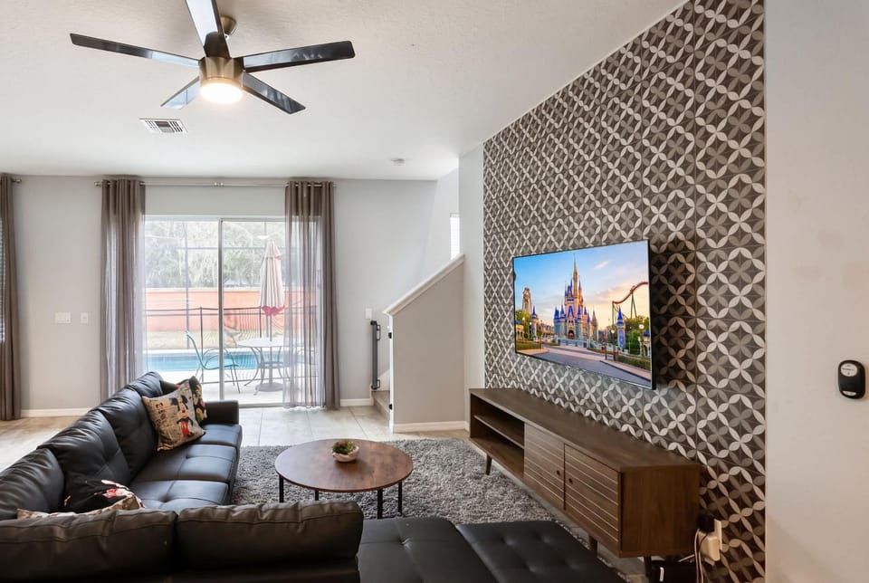 Sweet Retreat At Bella Vida House in Kissimmee