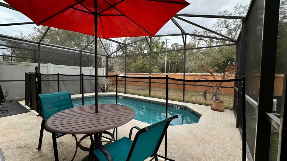Sweet Retreat At Bella Vida House in Kissimmee