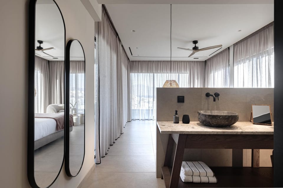 MonCasa suites Apartment in Akti Koundourou