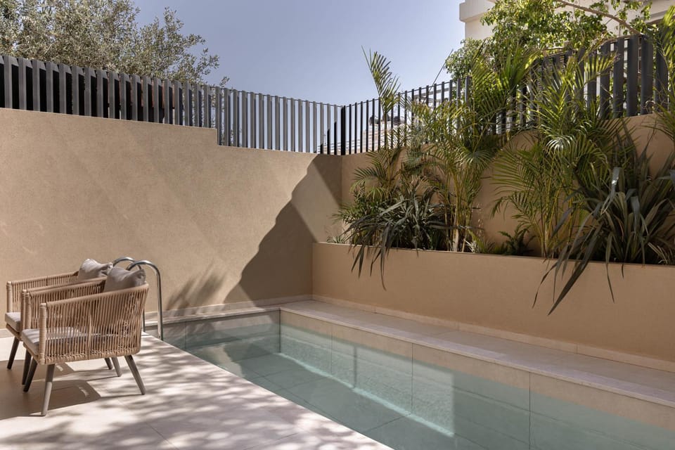 MonCasa suites Apartment in Akti Koundourou