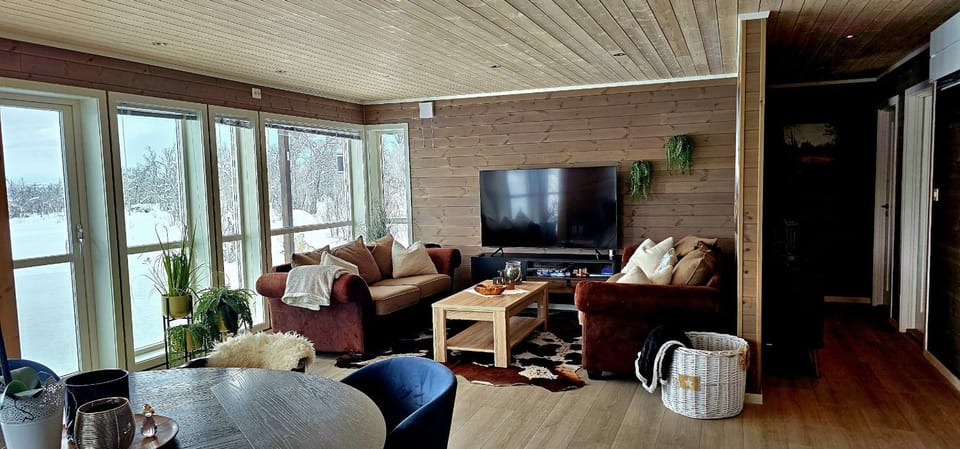 Communal lounge/ TV room, Living room