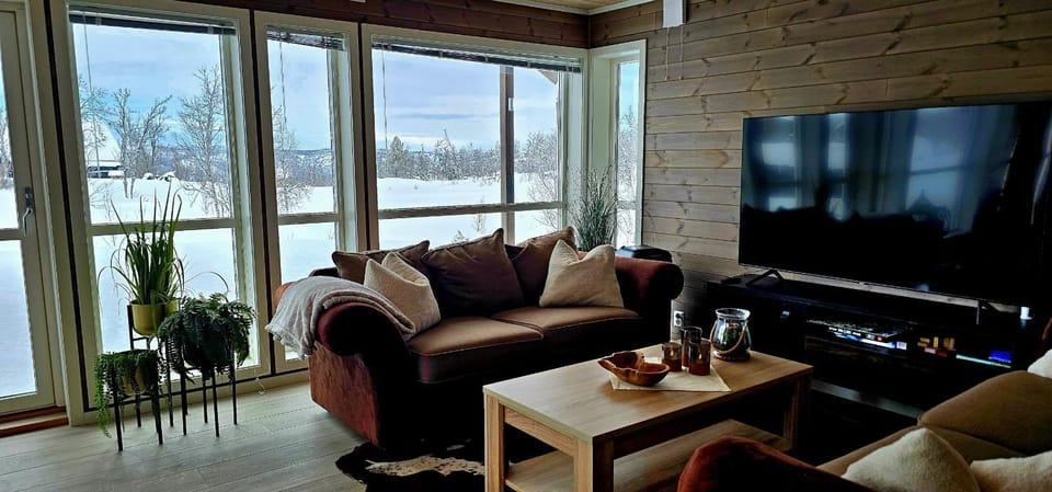 Communal lounge/ TV room, Living room