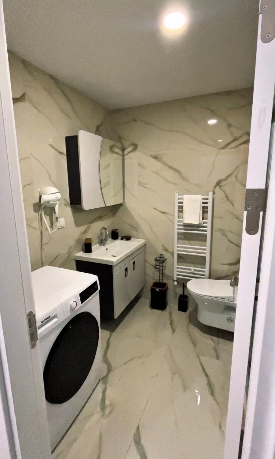Shower, Bathroom, towels