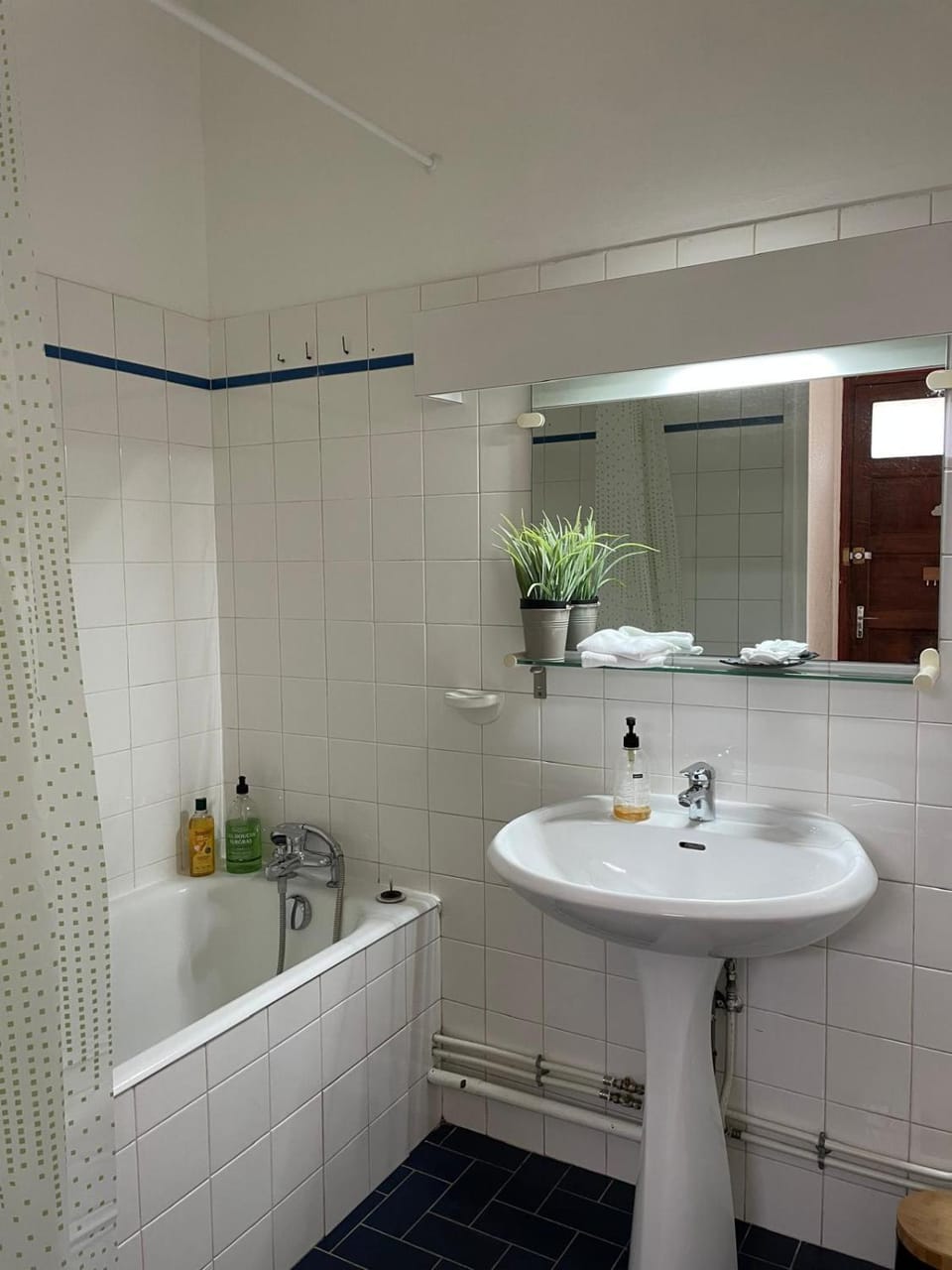 Bathroom, Bath