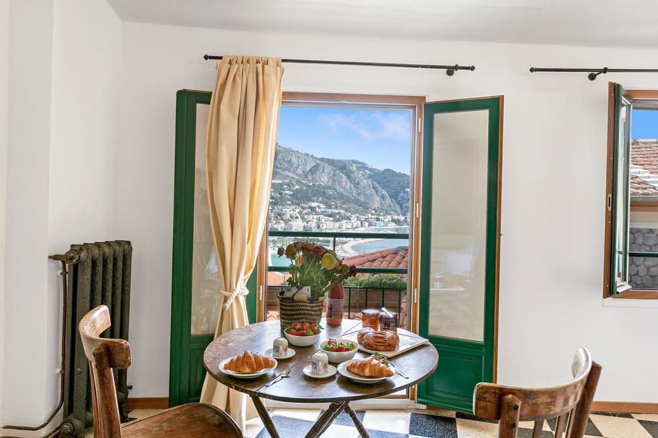 View (from property/room), Dining area