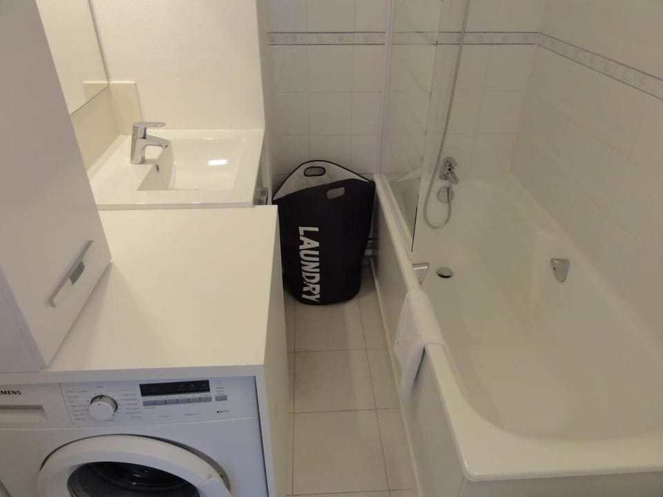 AGENCE MOMENT'APART Le Square Apartment in Lille