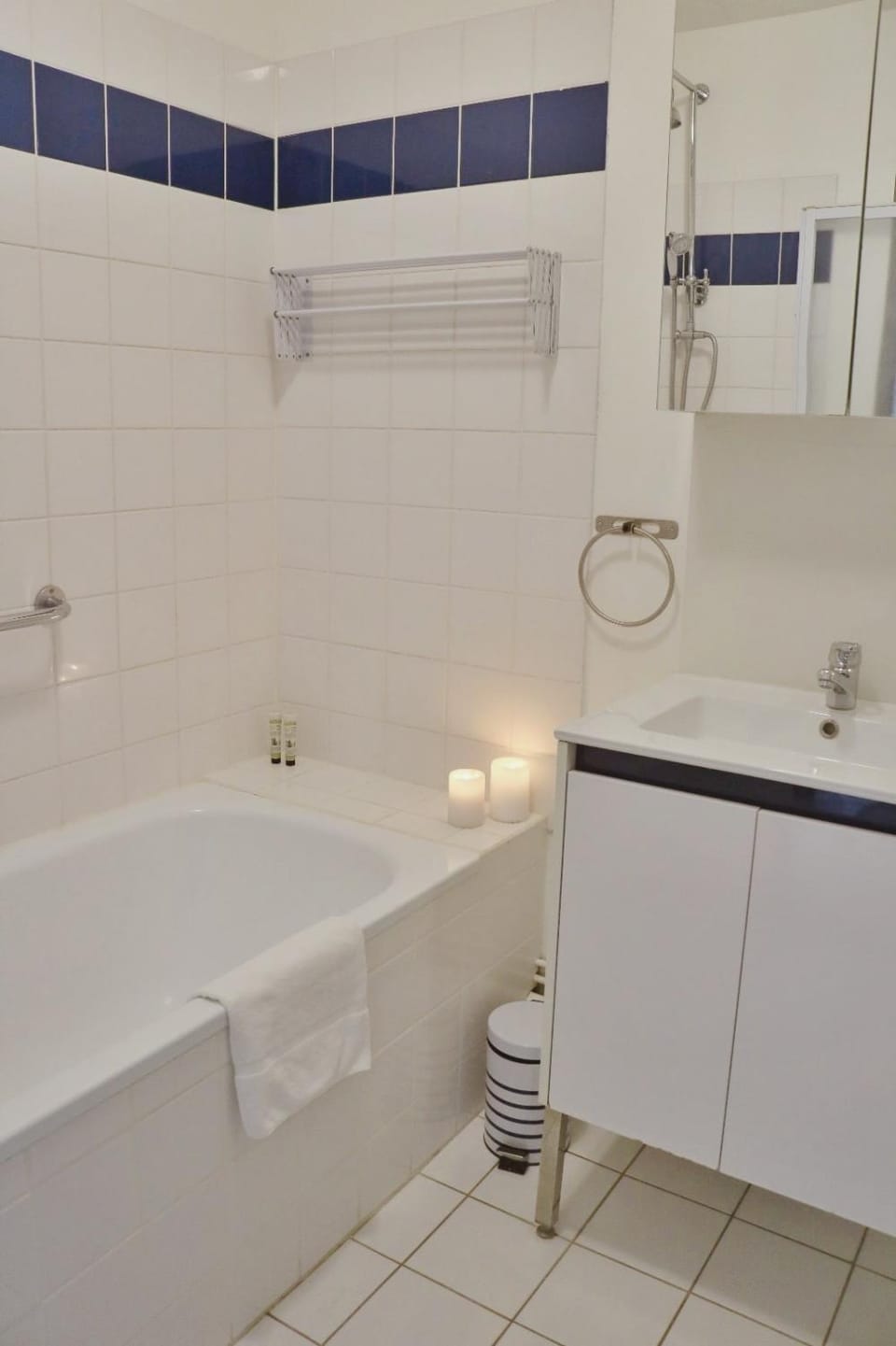 AGENCE MOMENT' APART Silver Apartment in Lille