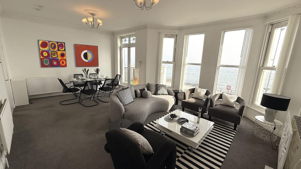 Balcony/Terrace, Living room, Seating area, Dining area, Sea view