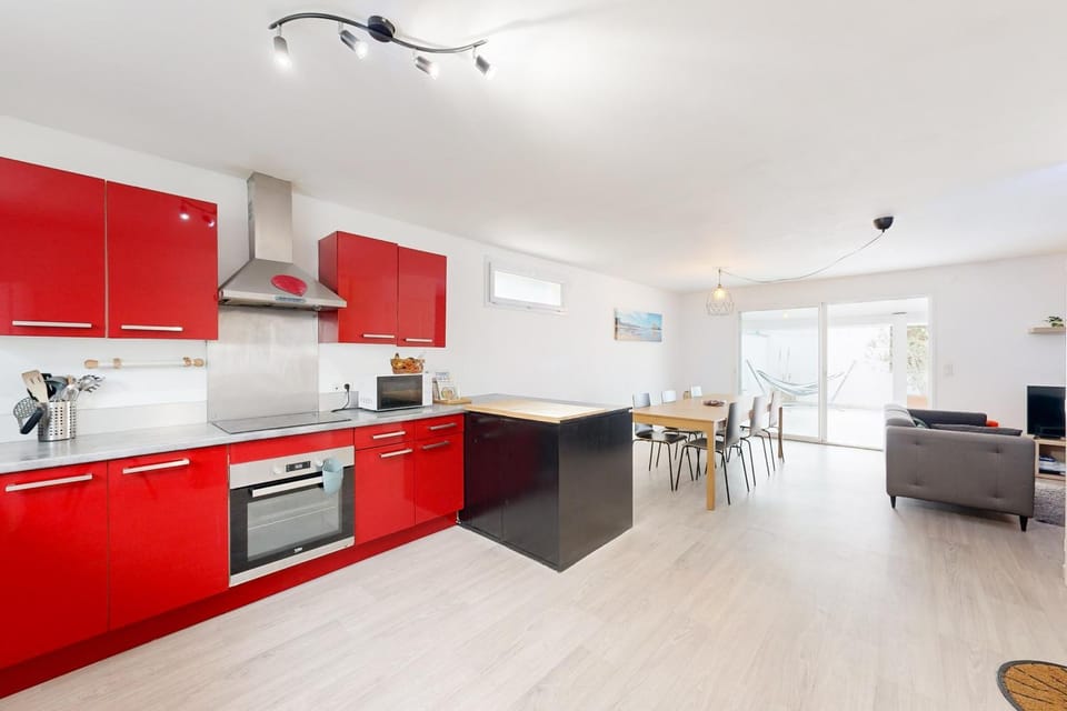 Large apartment with terrace in Bayonne Apartment in Bayonne